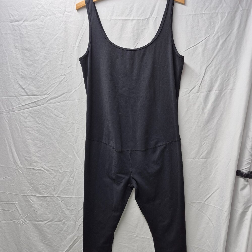 Elegant Black Women's Jumpsuit